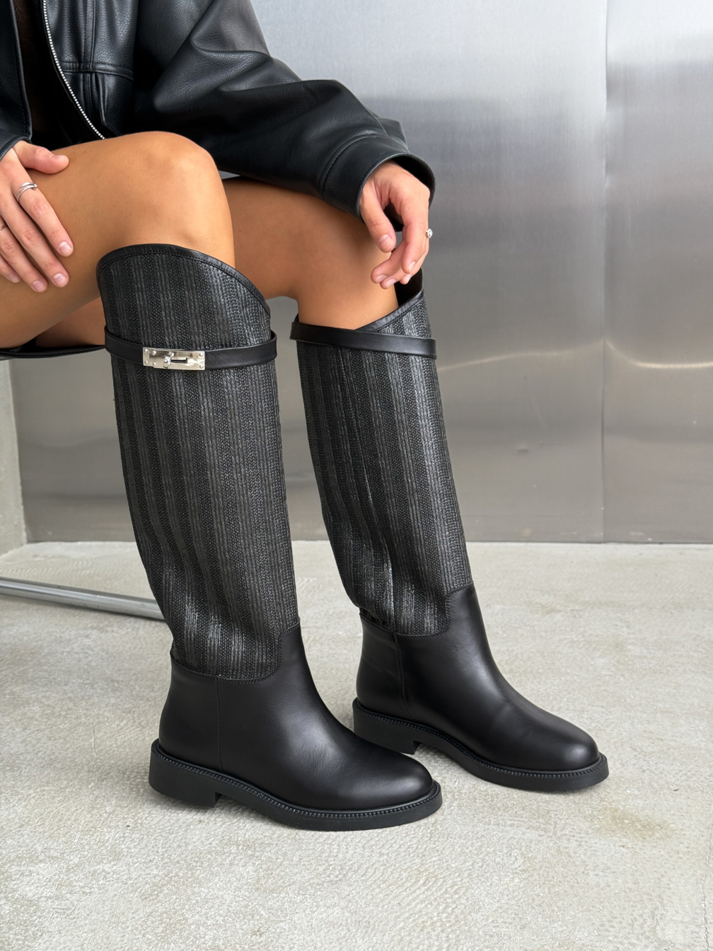 Variation Gallery Image