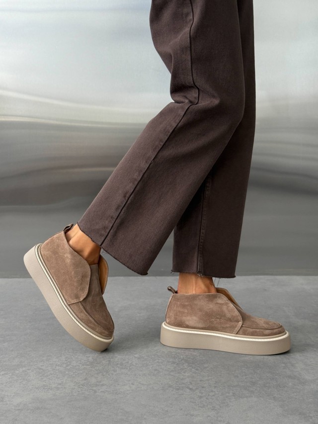 Variation Gallery Image