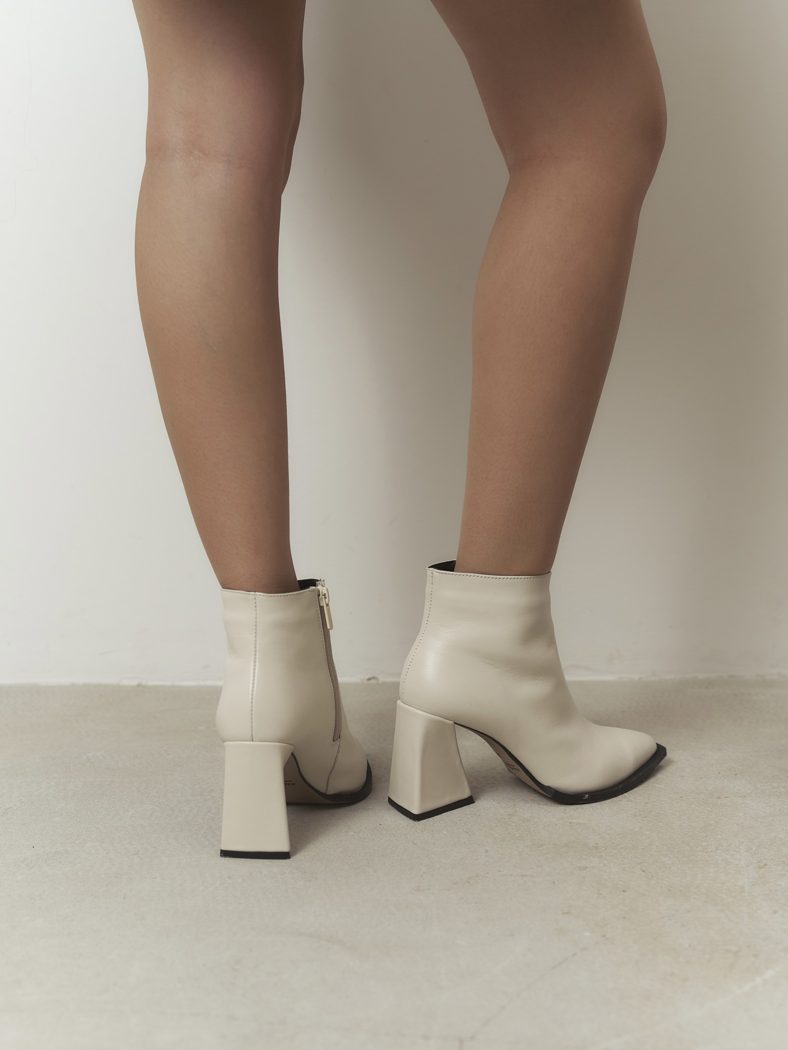 Variation Gallery Image