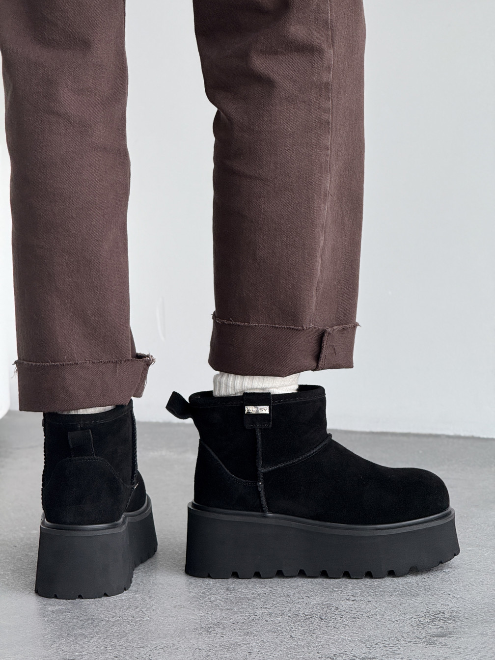 Variation Gallery Image