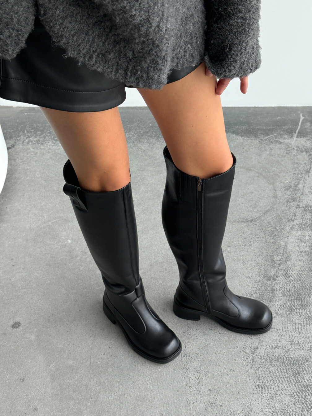 Variation Gallery Image