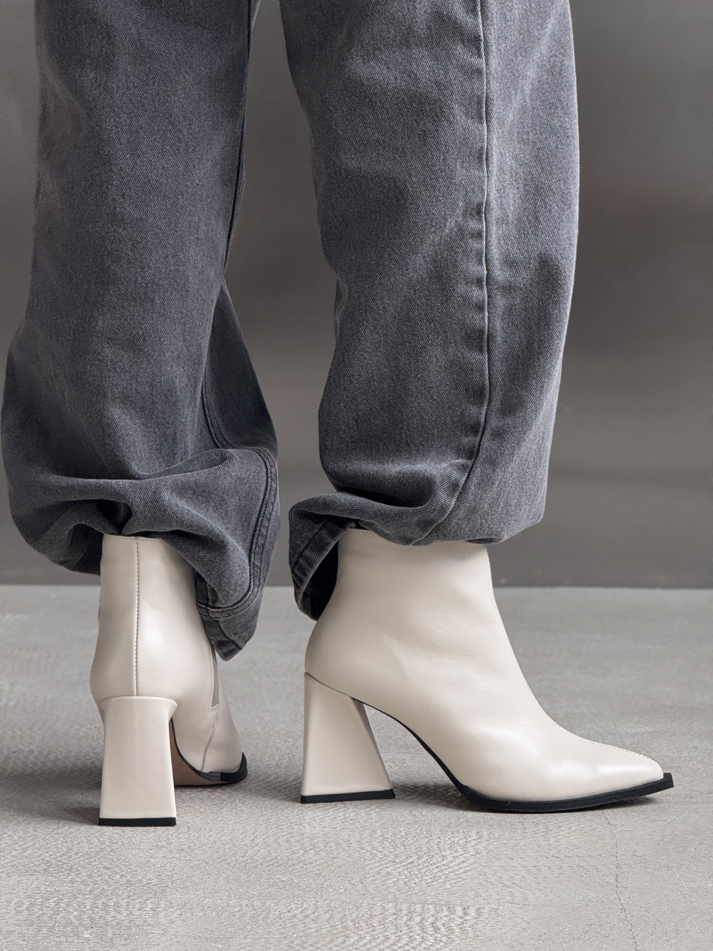 Variation Gallery Image