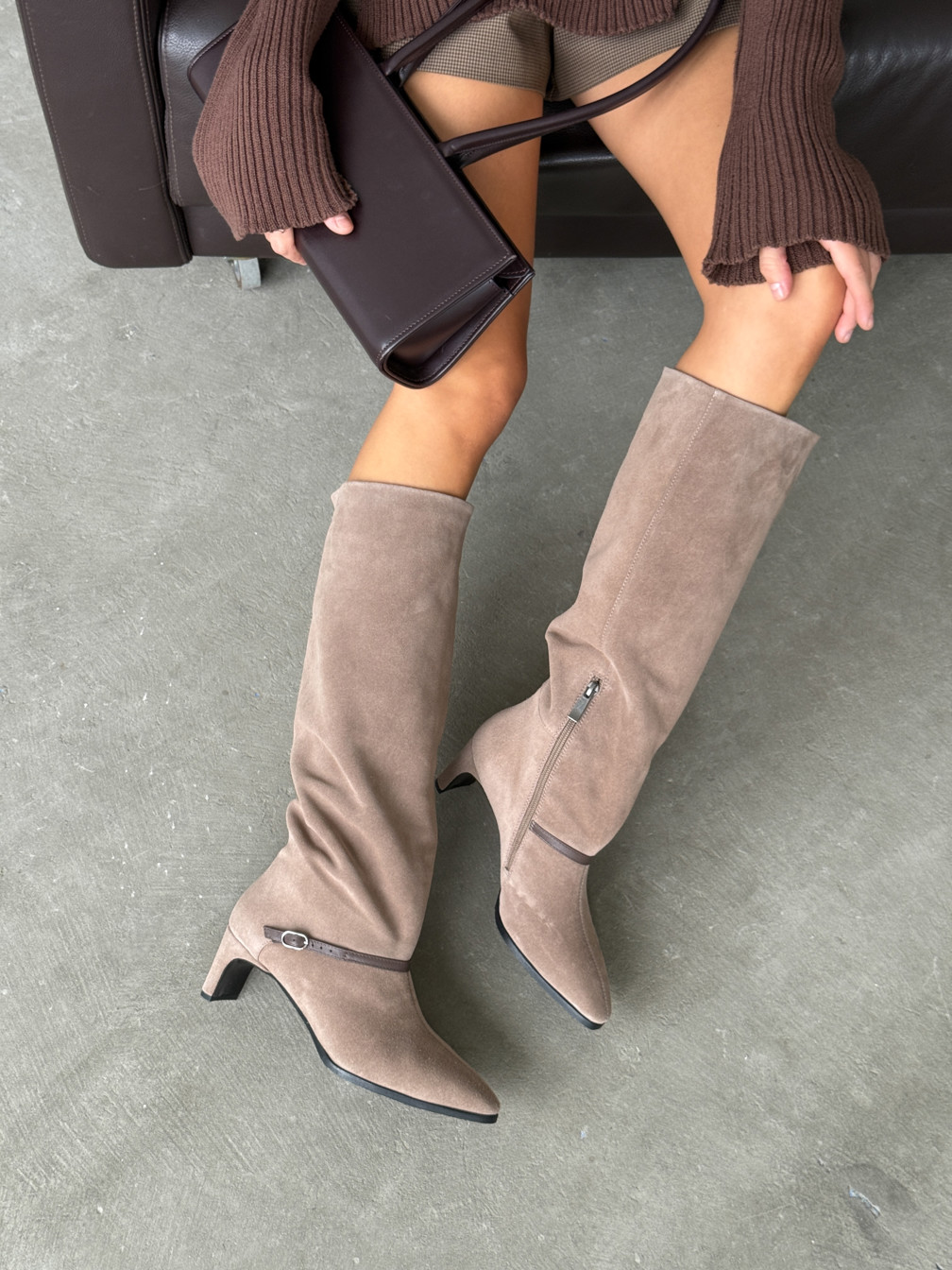 Variation Gallery Image