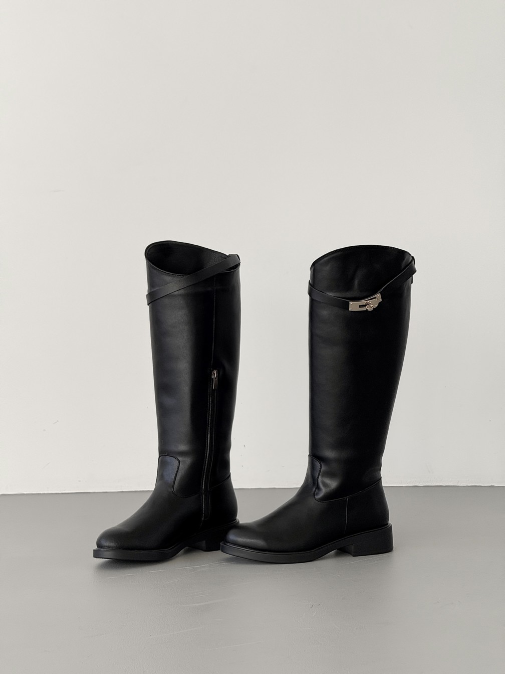 Variation Gallery Image