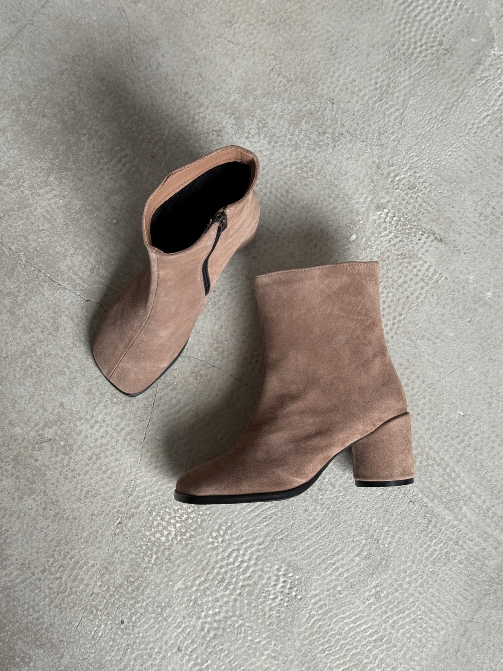 Variation Gallery Image