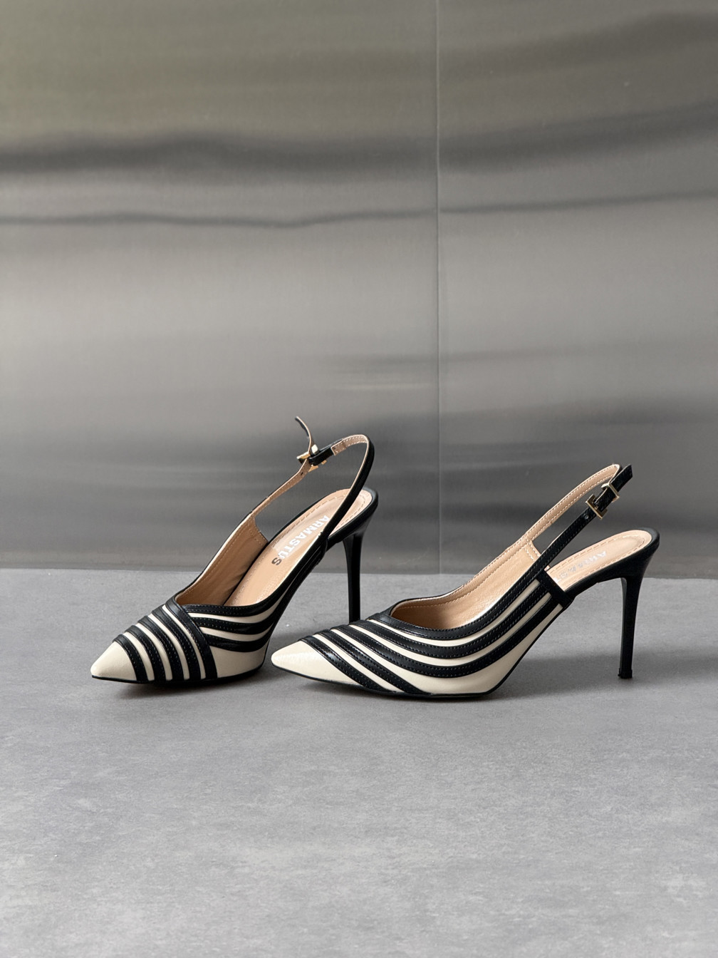 Variation Gallery Image