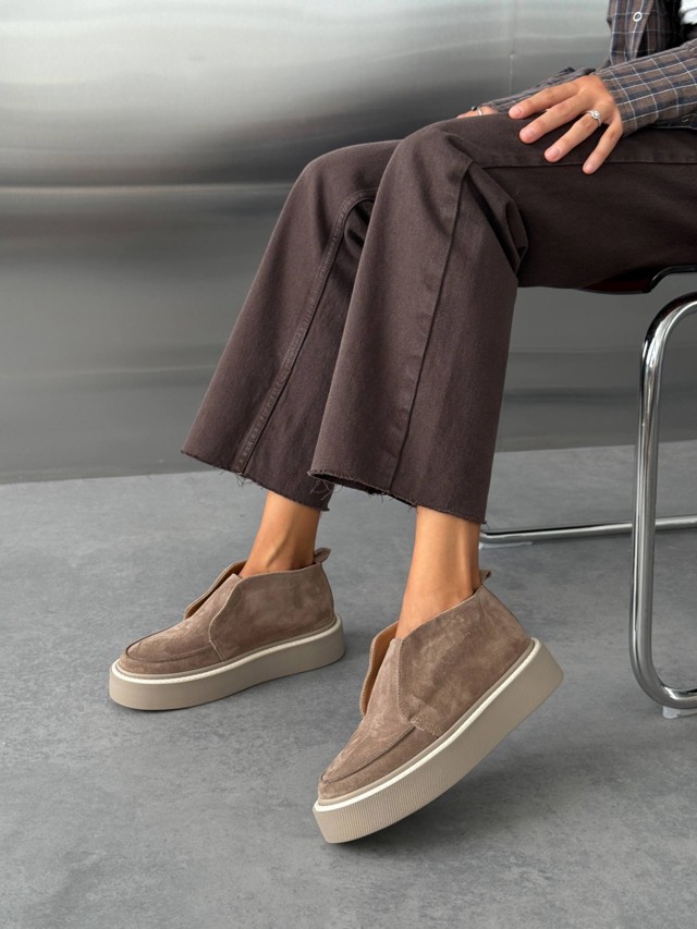 Variation Gallery Image