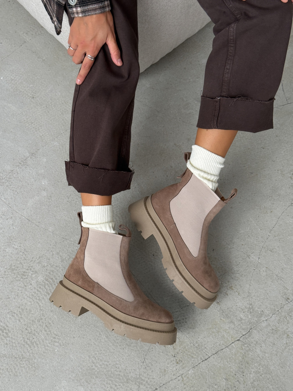 Variation Gallery Image