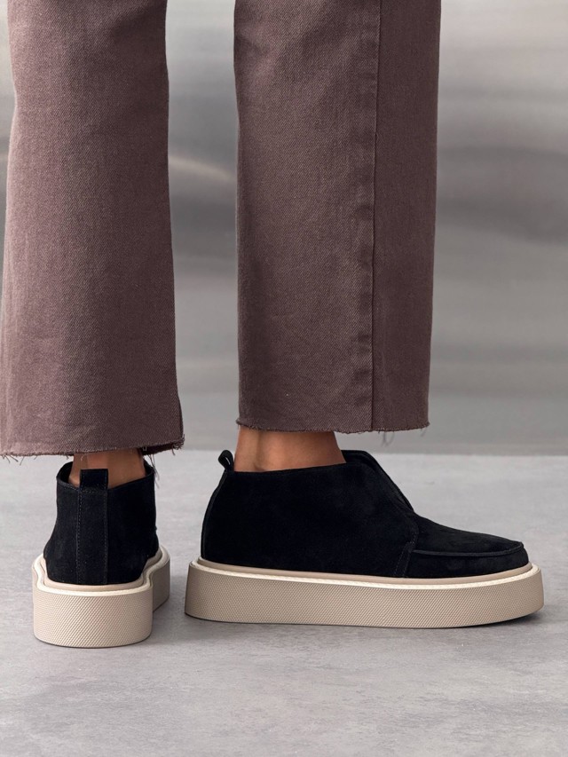 Variation Gallery Image