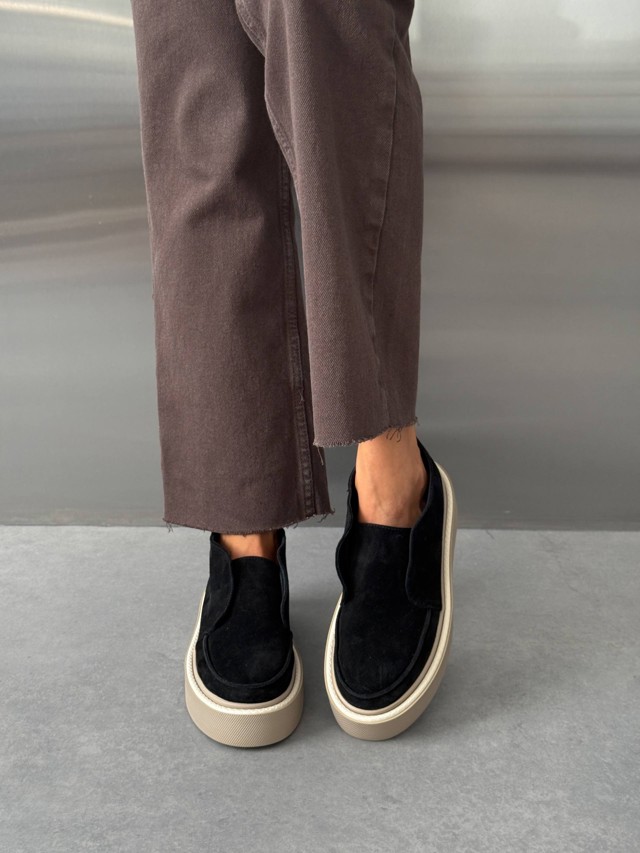 Variation Gallery Image